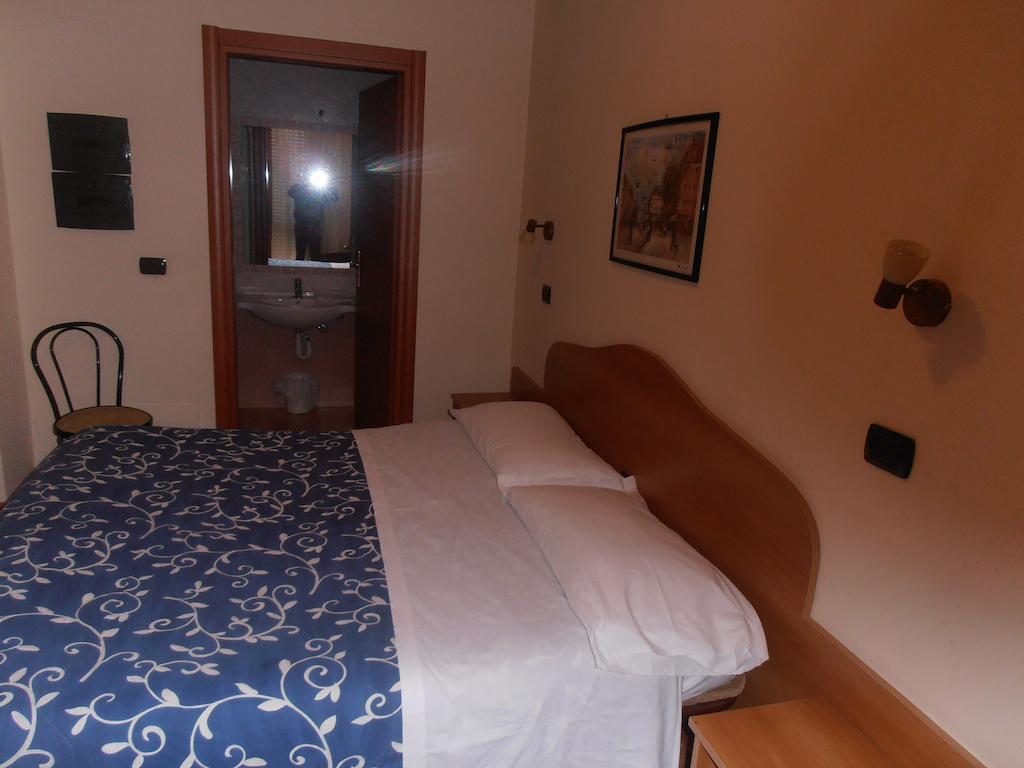 Hotel Giusy Perugia Exteriör bild